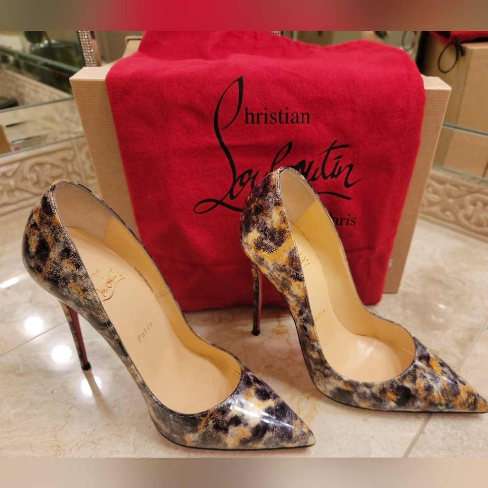 Christian Louboutin So Kate Size 37